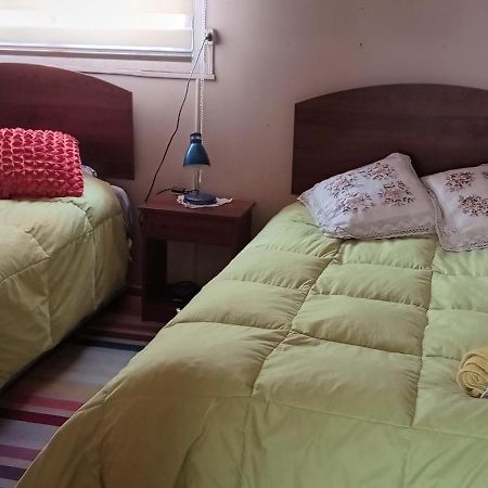 Hospedaje Familiar Esperanza Hotell Coyhaique Exteriör bild
